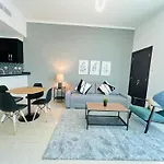 1 Bedroom Flat, Luxury Amenities, Near Jbr Beach & Club With Free Parking In Jbr