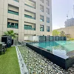 Welhome - Luxury Living In Business Bay 2Br + Maid\'S Room