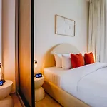 Stylish Jvc 1 Bedroom Sanctuary