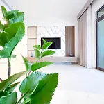 Exclusive One-Bedroom Apartment In Asyel 3