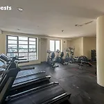 Higuests - Cheerful Apt With Stunning Views In Port Saeed