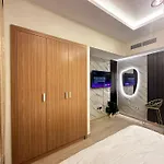 Eco-Friendly Feeling Cute Studio