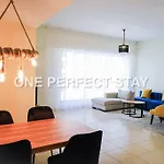 Cozy 2 Bedroom At Jbr Beachfront With Pool And Gym