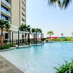 43Rd Floor Stunner Luxe 2Br In Business Bay