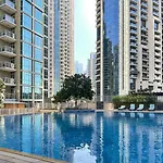 The Residences 7 - Elegant Two Bed With City View