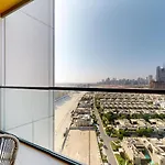 Primestay - 1Br In Waves Grande - Al Meydan