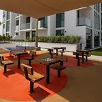 Creek Water View Apartment Sleeps 4