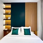 Trophy - Stylish Urban Retreat At Midtown Noor 1