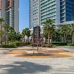 Airstay - Modern 1Br - Full Golf Course Views - Monthly Offer Available