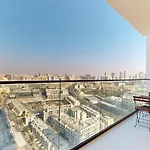 Glamorous 1-Br Apartment In The Heart Of Jvc