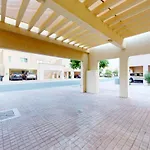 The Lakes - Contemporary Three Bedroom Villa