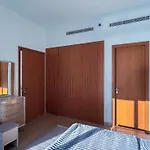 Dreamshoma-1B Spacious Apartment