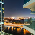 New 1 Bhk 5 Mins To Dubai Mall And Burj Khalifa