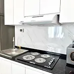 Al Manara Premium Deluxe Studio