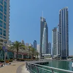 Luxury Condo With Full Marina View Near Beach