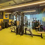 Elegant 1-Bedroom With Stunning Lake View In Jlt