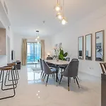 2 Bedroom Apartment I Marina Diamond 4 I Close To Metro