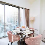 Lux The Grande Signature Skyline Suite 2