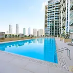 Stunning 1Br In Jvc Binghatti Amber By Deleguest