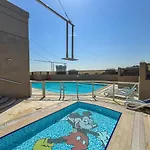 Amazing Studio With Sauna, Gym And Pool