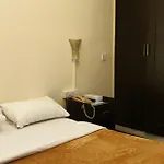 Royal Creek Hotel