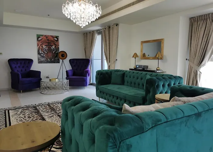Serenity 3Br Palm View In Marina