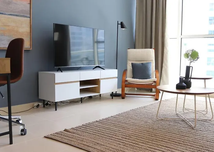 Newly Furnished 1Bhk Mayfair I Amazing Canal View