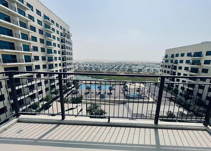 Emaar South - Two Bedroom Apartment With Pool And Golf Course View