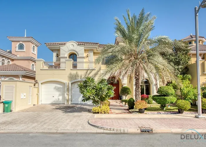 Prestigious 5Br Villa With Assistant Room And Private Pool In Frond O Palm Jumeirah By Deluxe Holiday Homes