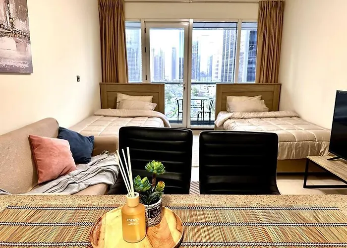 Cozy Modern Studio !