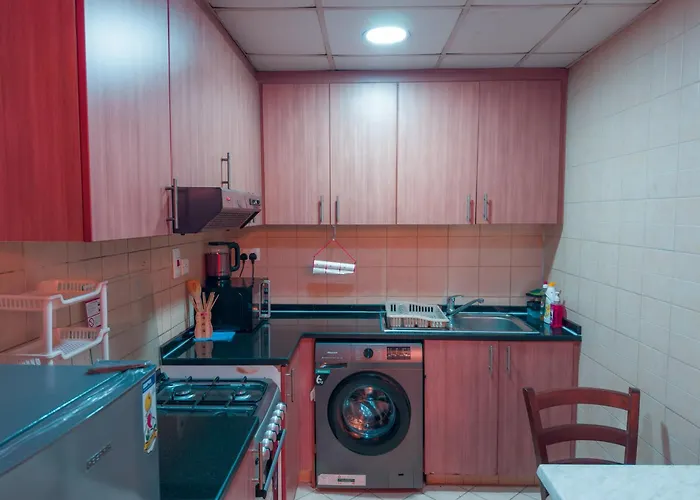 Super Deluxe 1 Bhk 2 Bath In Dubai With Pool & Gym