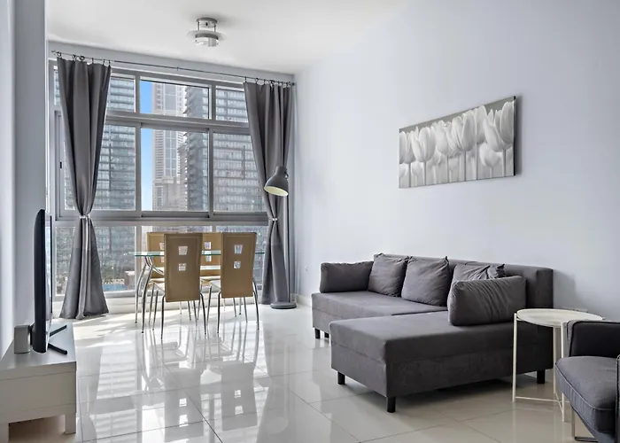 Stunning 1Br Apartment Overlooking Dubai Marina
