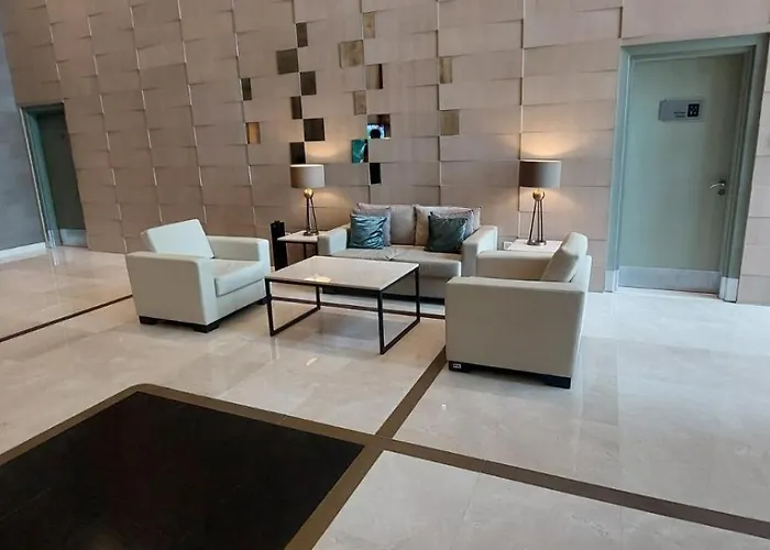 Loft West Downtown Dubai Family Apartment In Dubai