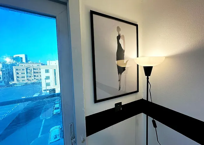 Inspire Partition Room In Al Seef Near Burjuman Metro
