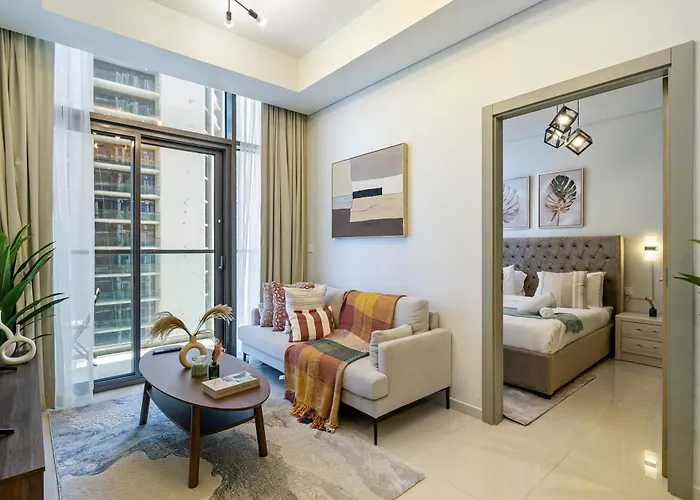 43Rd Floor Stunner Luxe 2Br In Business Bay