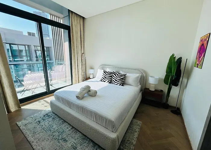 Premium 1Bhk Apt In Signature Living, Jvc! Pool View