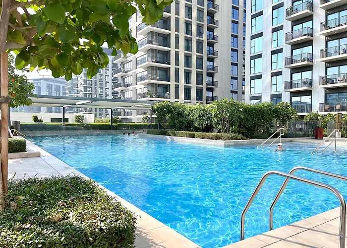 Stylish 1Br Apt In Prime Dubai Hills