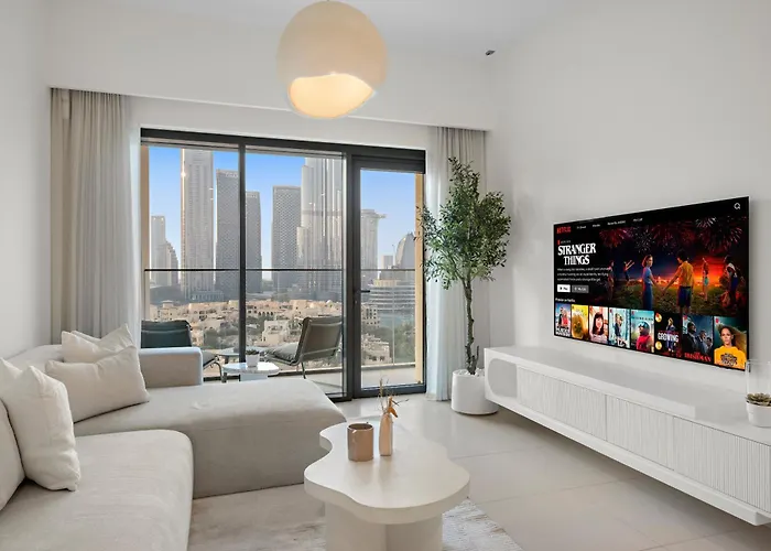 Luxe 2Br With Stunning Burj Khalifa Views