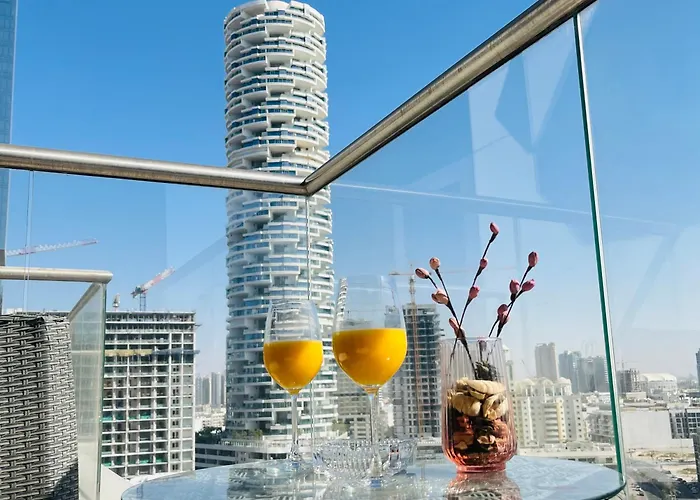 Spacious Spectacular Skyline View In Heart Of Dubai