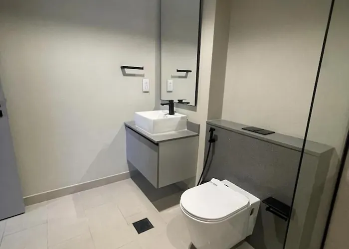 Brand New Designer 1-Bedroom Apartment With Free Parking