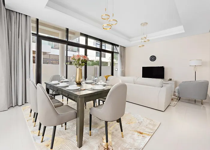 Stonetree - The Modern Family Friendly Villa