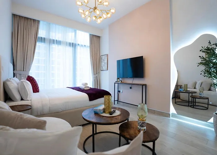 Modern Studio Apartment In Azizi Riviera 45