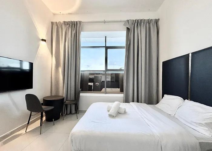 Al Manara Classic Lux Studio