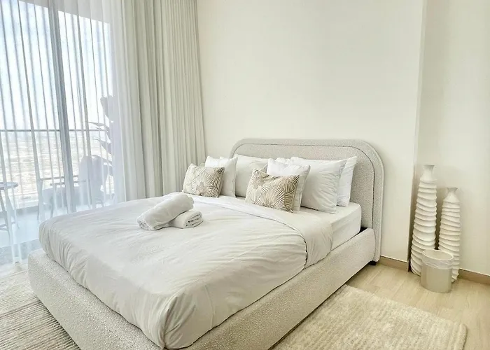 Calm, Modern & Stylish 1Br Apartment In Jvc