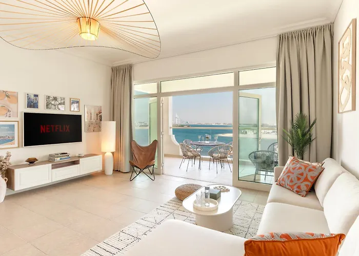 Private Beach 2 Bedroom Apartment With Panoramic Sea View And Pool Palm Jumeirah