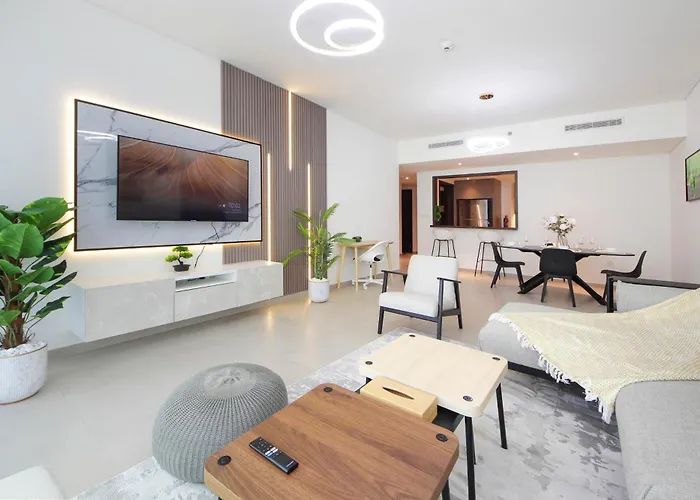 Spacious 2Bhk Boulevard Heights Downtown