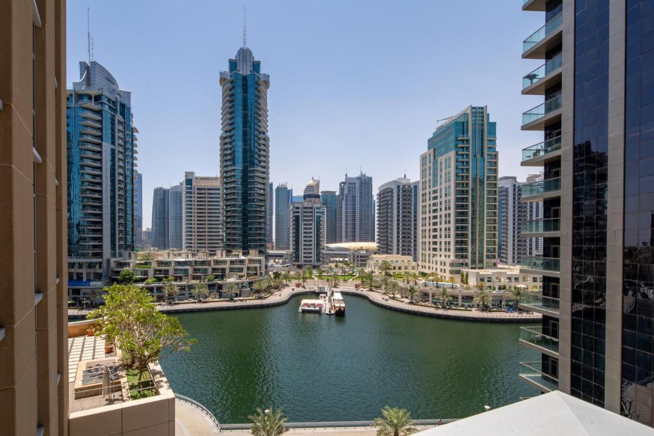 Frank Porter - Marina Tower * Dubai