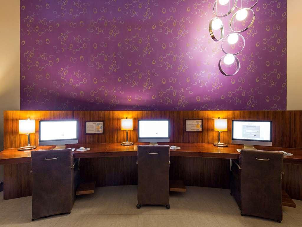 Hotel Novotel Mall Avenue 3*
