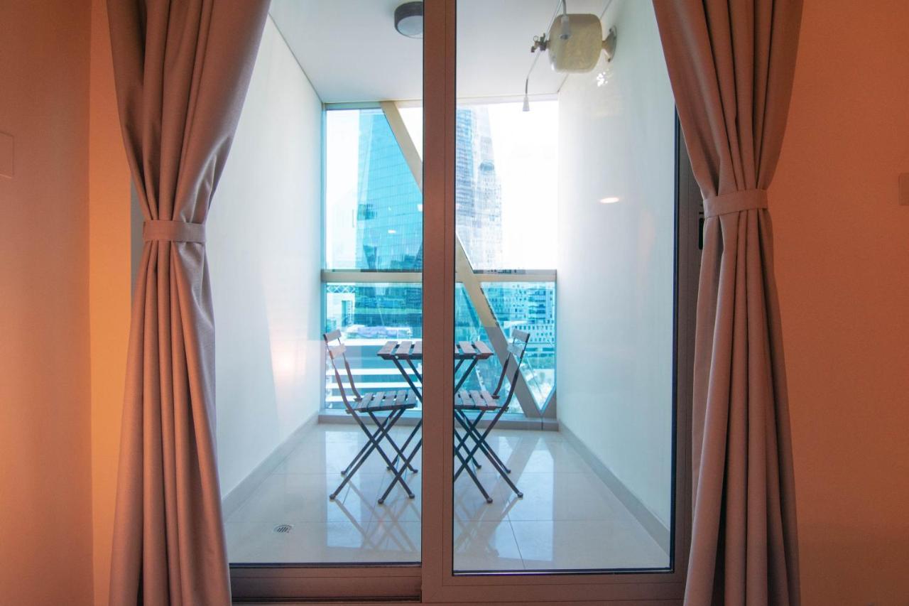 Lux Studio Park Tower Difc Apartment *