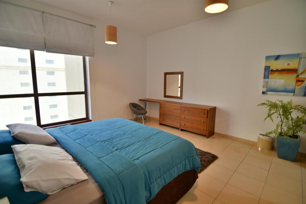 Homes Apartment *